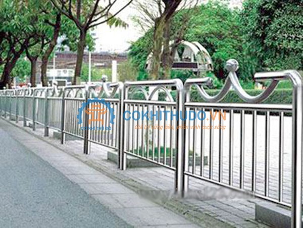 Tổng hợp các mẫu hàng rào inox đẹp nhất 2018