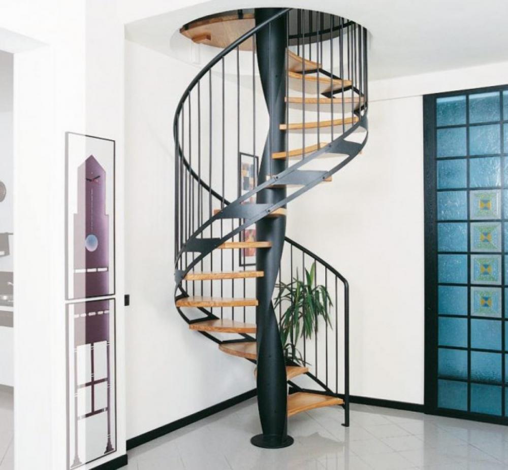 mẫu 6 : cầu thang sắt đẹp