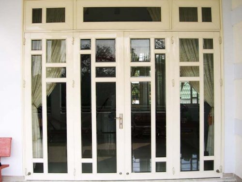 Mẫu 5: Mẫu cửa sắt 4 cánh đẹp 